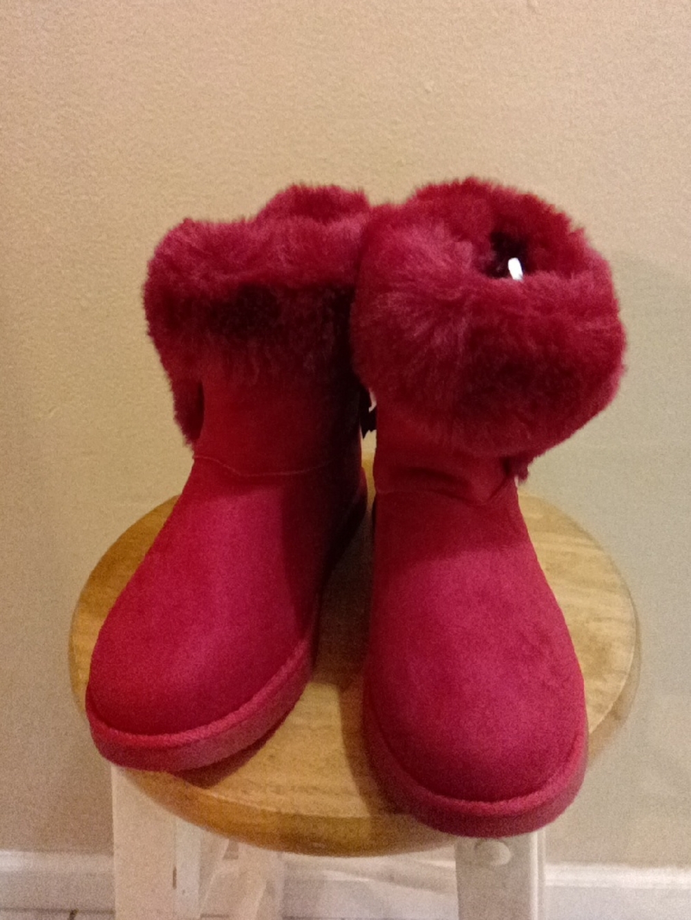 Juicy Couture Kids Red Faux Fur Winter Boots